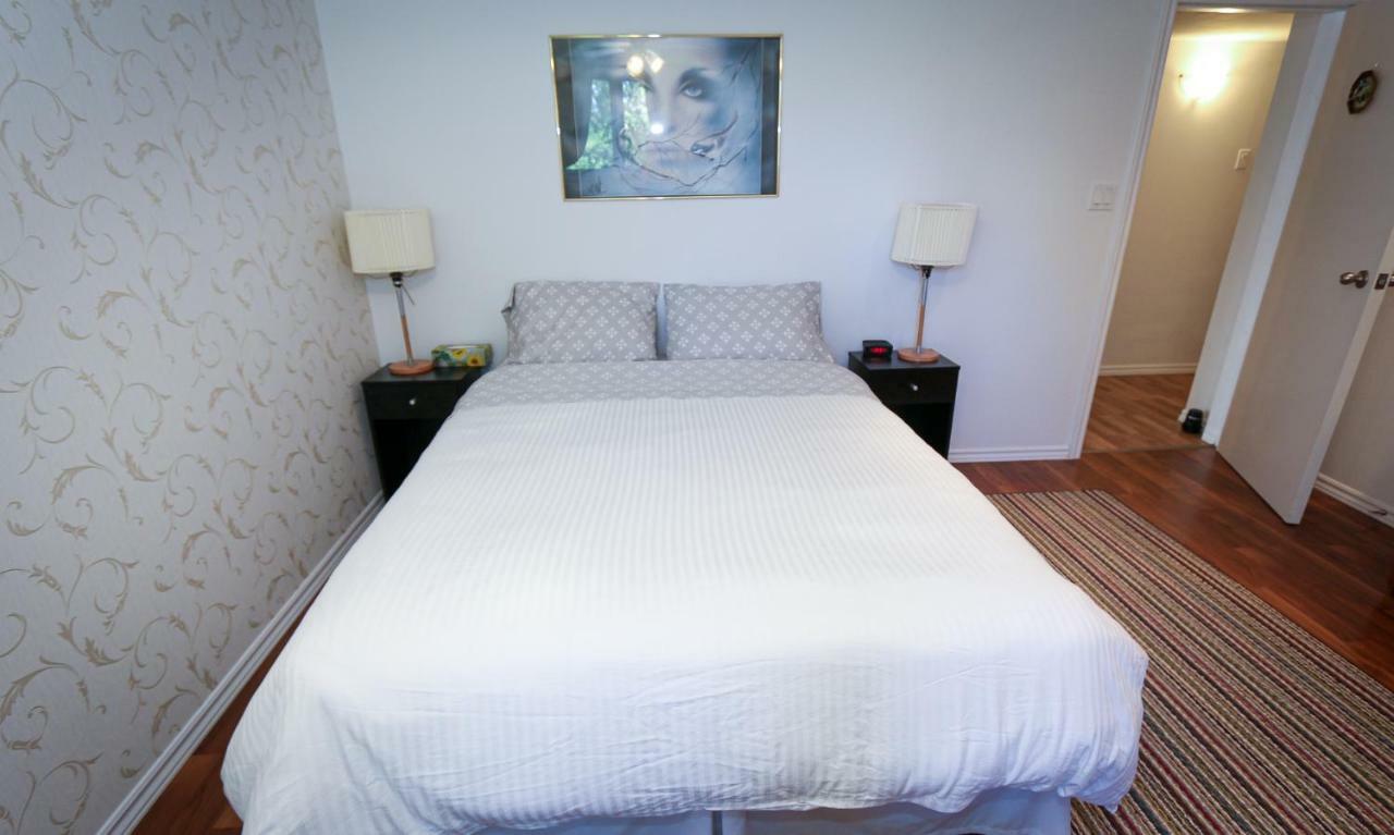 Cedar Drive Inn Crysler Ngoại thất bức ảnh