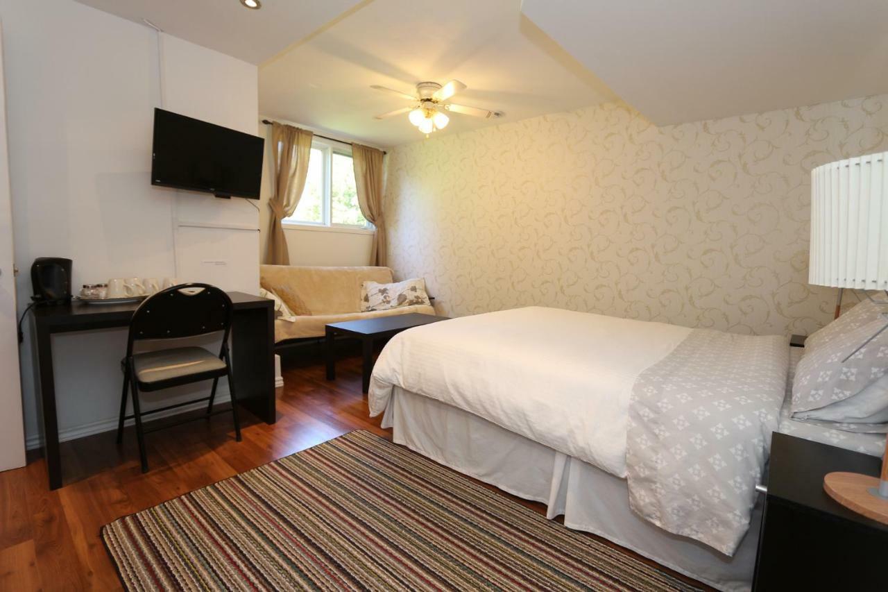 Cedar Drive Inn Crysler Ngoại thất bức ảnh